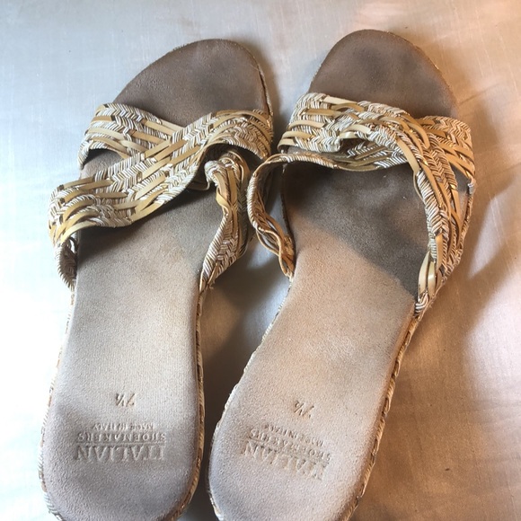 Boot - Picture 11 of 15